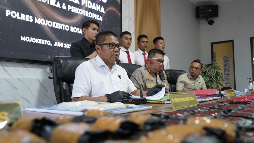 Polisi Bongkar Peredaran Cartridge Vape Mengandung Etomidate